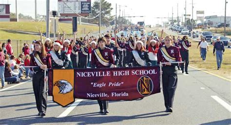 Niceville Christmas Parade rescheduled to Dec. 9 due。